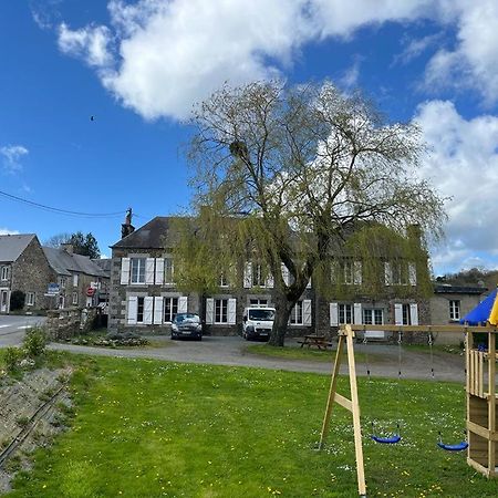 La Maison Des Amis En Normandie Pontfarcy Exteriör bild