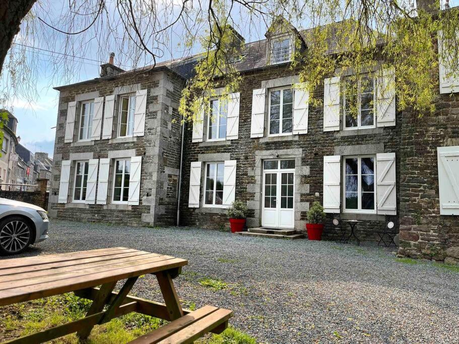 La Maison Des Amis En Normandie Pontfarcy Exteriör bild