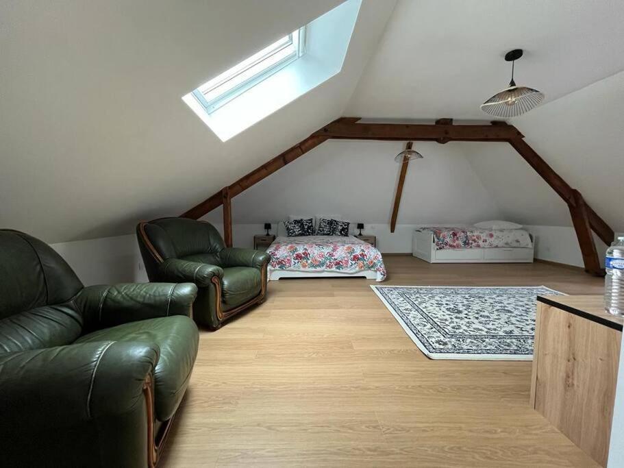 La Maison Des Amis En Normandie Pontfarcy Exteriör bild